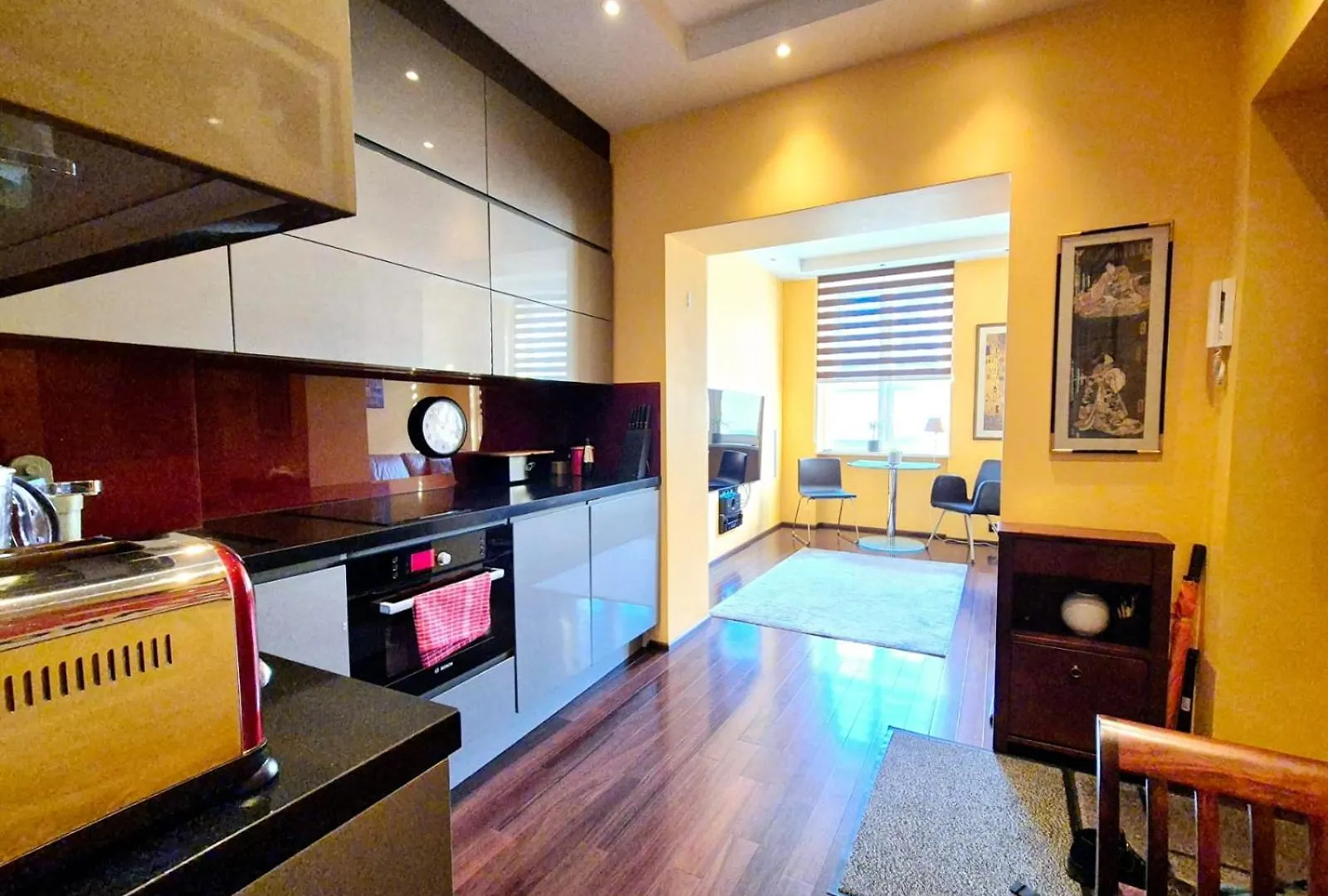 Apartment Krakowskie Przedmiescie 57 Residence Warszawa